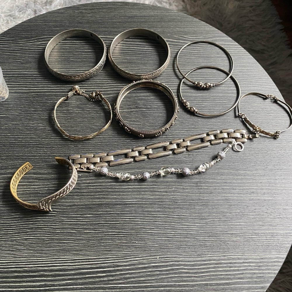 Mixed Metal Bracelet Set silver-tone set of 10 Bangles